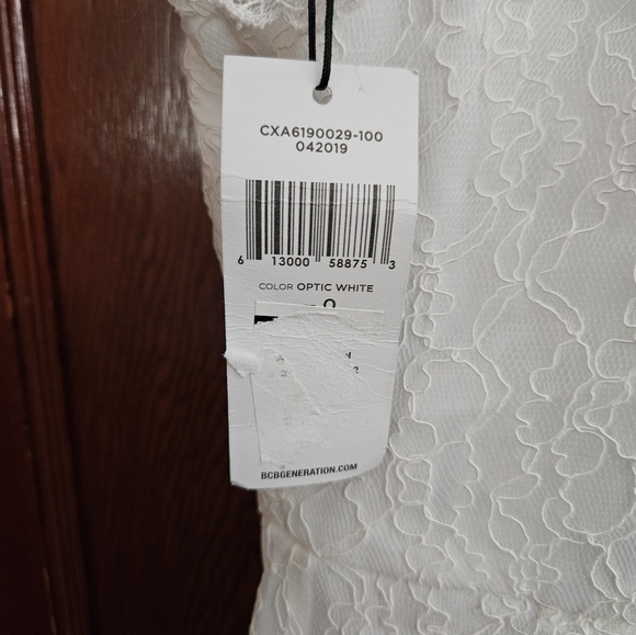 New BCBGeneration white lace dress - Picture 4 of 6